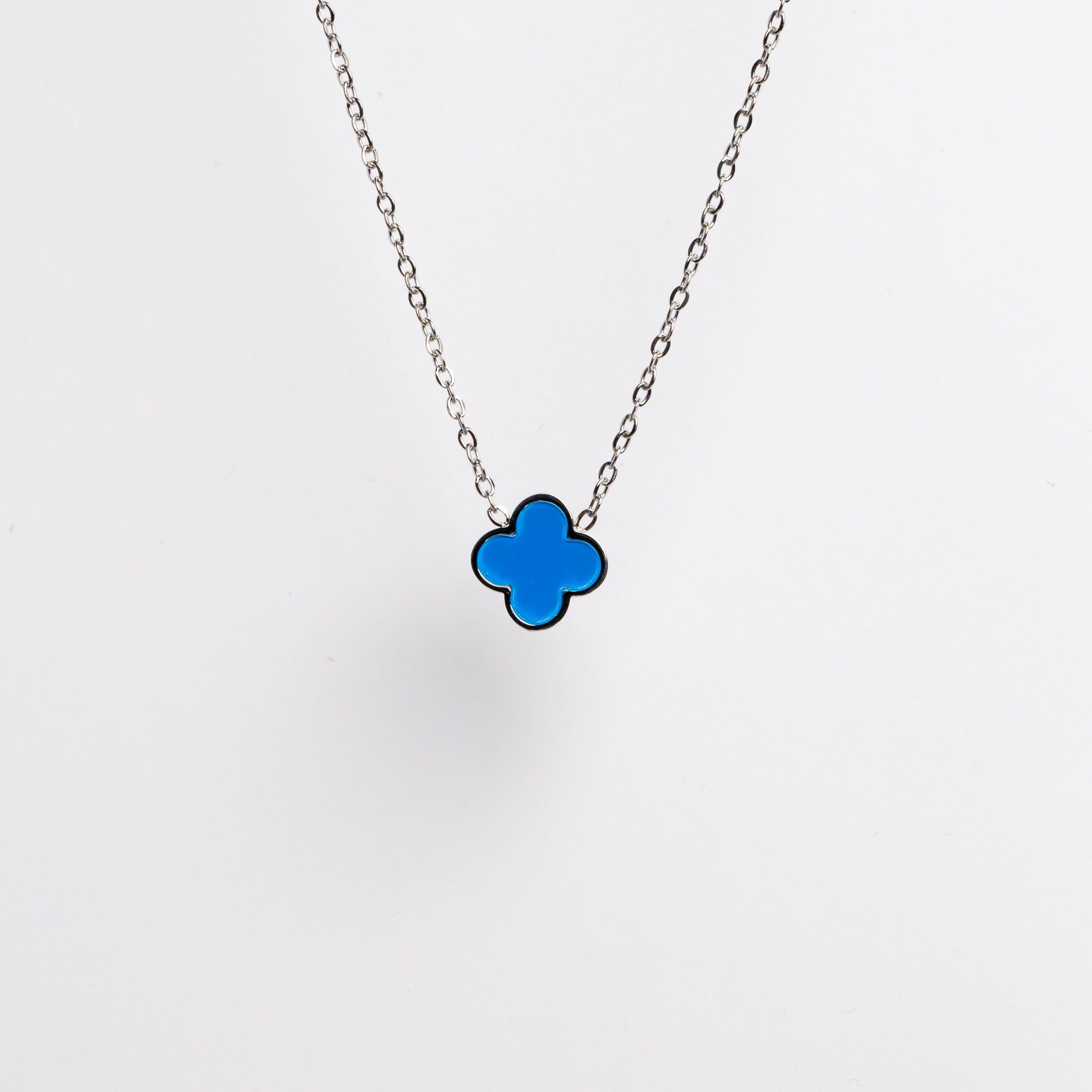 Blue Clover Halskette
