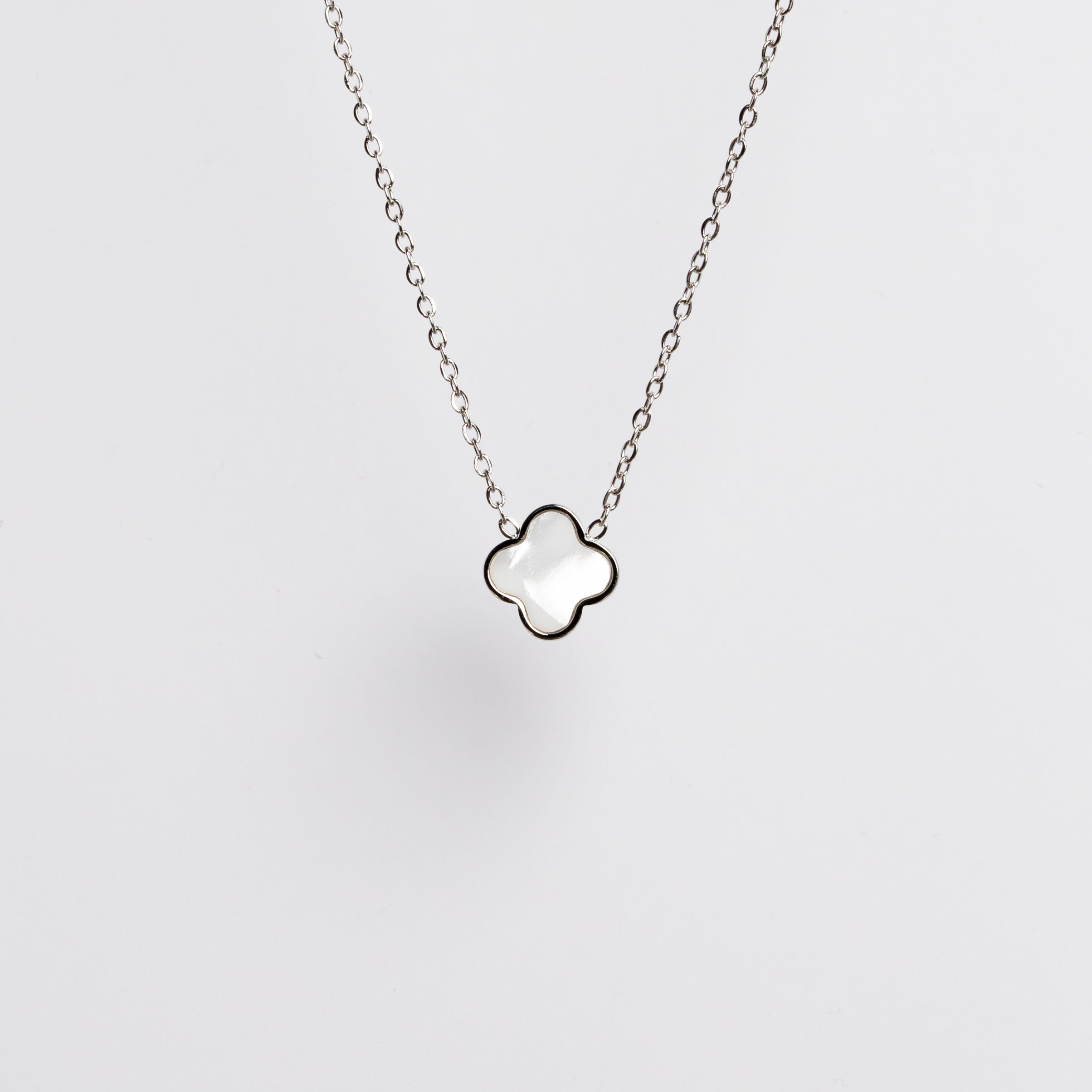 White Clover Halskette